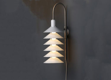 โลหะสีขาวห้อยจี้ไฟ 60W สำหรับตกแต่งบ้าน CE UL RoHs