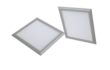 พลังงานสูงโทนสีขาว 3000K 30x30 LED เพดานแผงไฟ 18 วัตต์สำหรับห้องนั่งเล่น