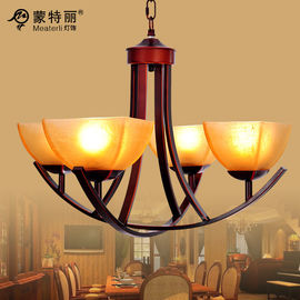 สไตล์อเมริกันบอร์โดโลหะ Wrought Iron Chandelier ทำเนียบ E27 LED โคมไฟระย้า
