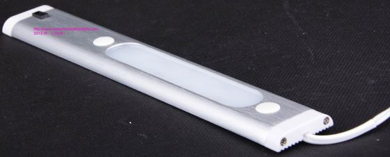 IR เซนเซอร์สวิทช์แรก LED โคมไฟสตริปสำหรับเฟอร์นิเจอร์