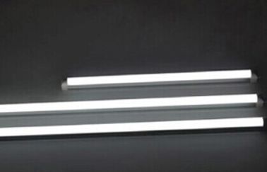 สูงลูเมน 25W 5 ฟุต 2300lm T8 หลอดไฟ LED สำหรับการใช้ชีวิต / ห้องนอน