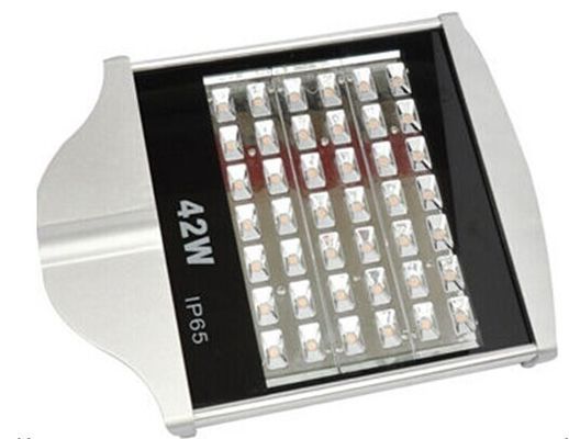 42W เย็นสีขาวเหยียบ / เอพิสตากลางแจ้งถนน LED ไฟ 4050lm CE / RoHS / FCC