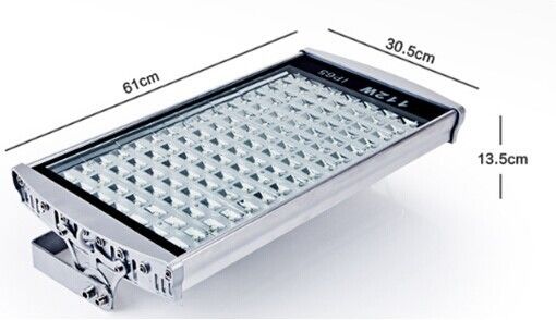142 W 13500lm วอร์มไวท์ไฟถนนโคมไฟ IP65 กีฬาเขต