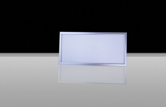 LM-80 ได้รับการรับรอง 1 * 2 &#39;แบน LED ไฟเพดานติดตั้งง่าย