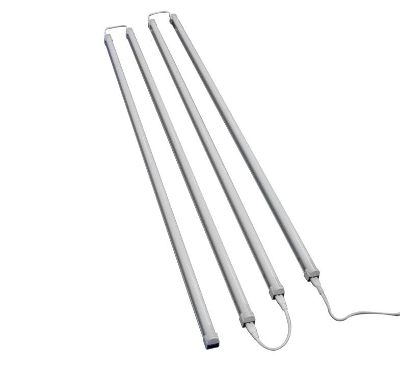 20 วัตต์ 2ft ประหยัดพลังงาน T5 หลอดไฟ LED สำหรับตกแต่งพาณิชย์ 1500 ~ 1700Lm